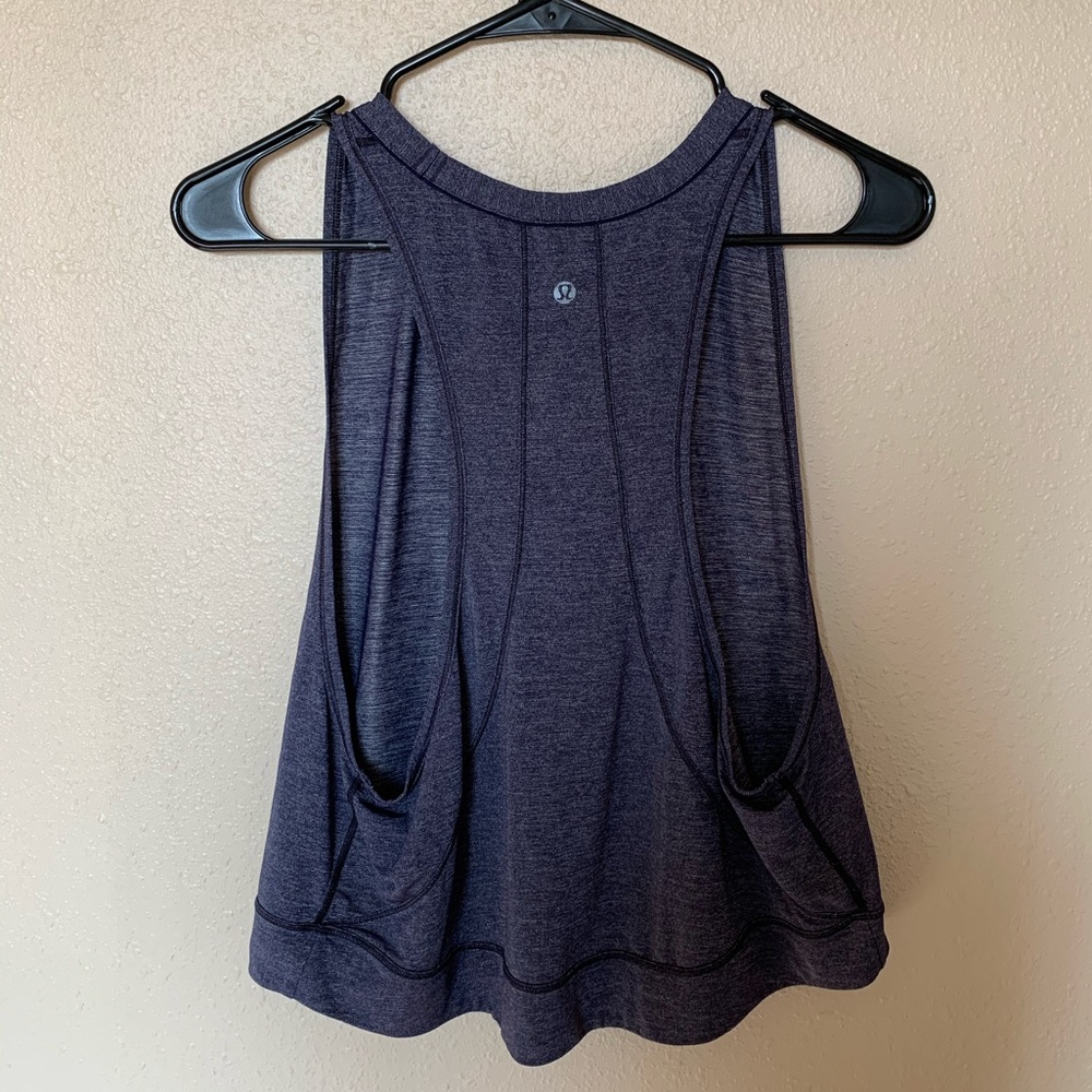 Lululemon tank